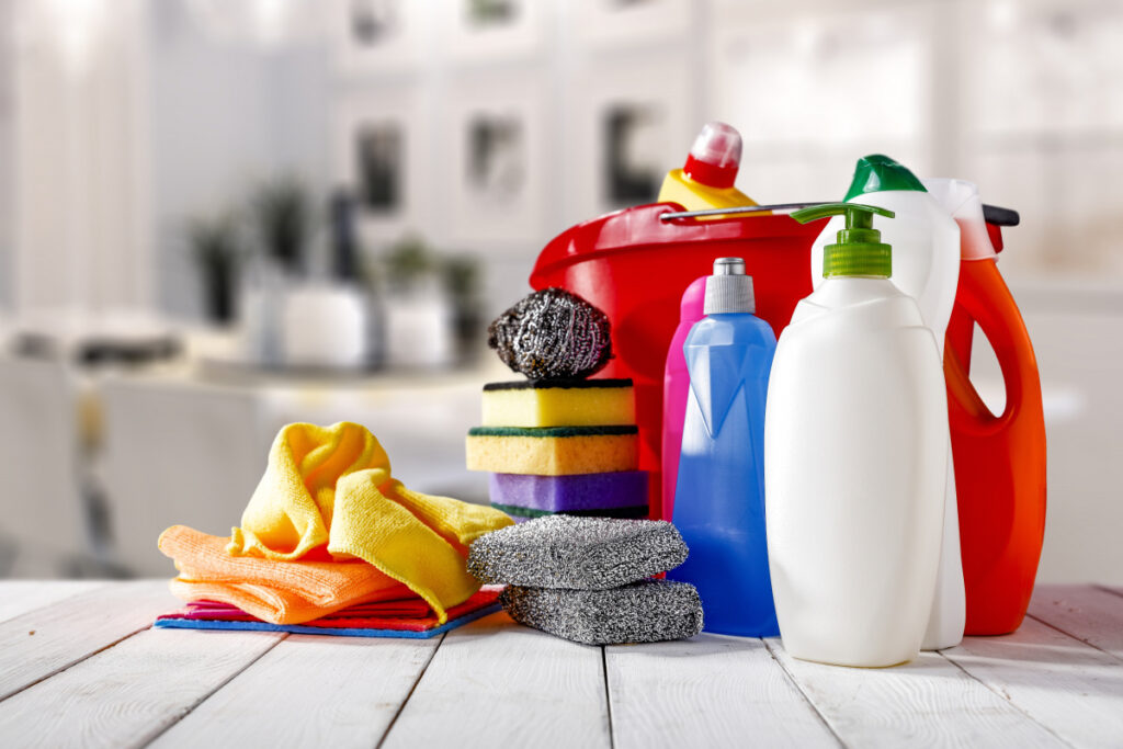 10 Benefits of Using Natural Cleaning Products in Schools