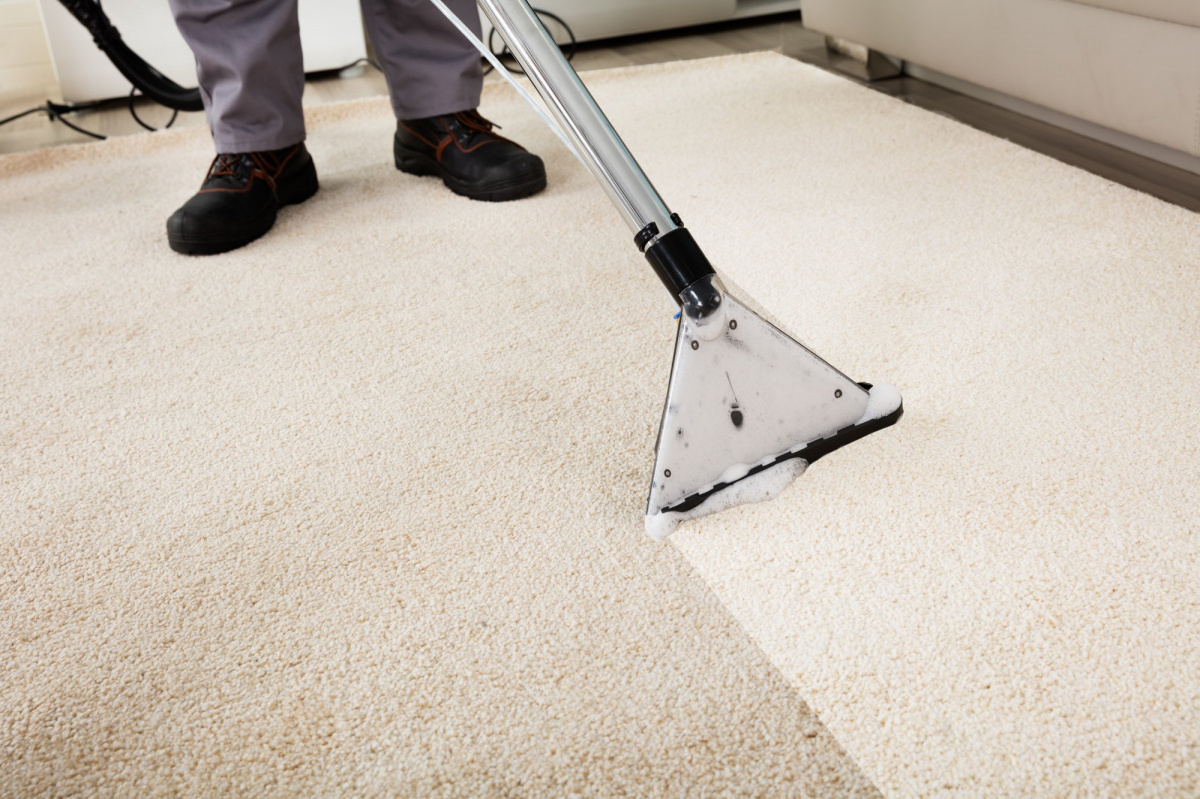 8 Benefits to Your Business of Hiring Professional Carpet Cleaners