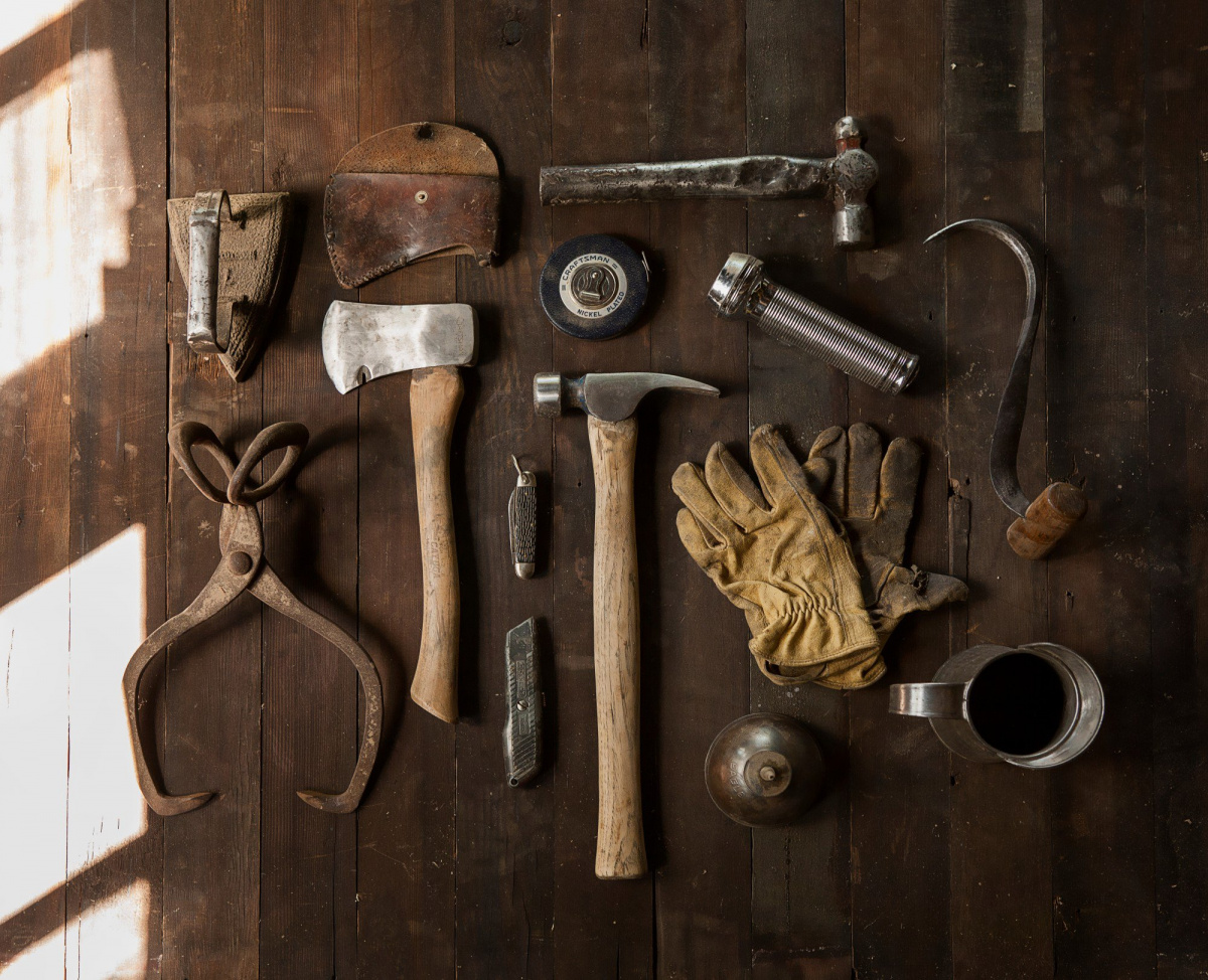 Handyman Services: What Are They and How Can They Help Your Business?