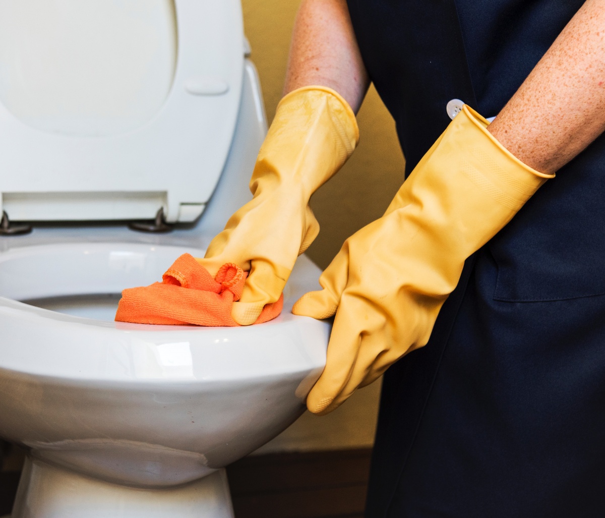 Restroom Cleaning 101: Keeping the Workplace Bathroom Squeaky Clean
