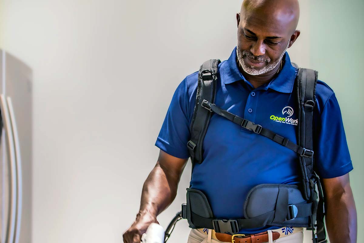 Commercial Cleaning Technologies: 3 Reasons to Hire a Commercial Cleaner